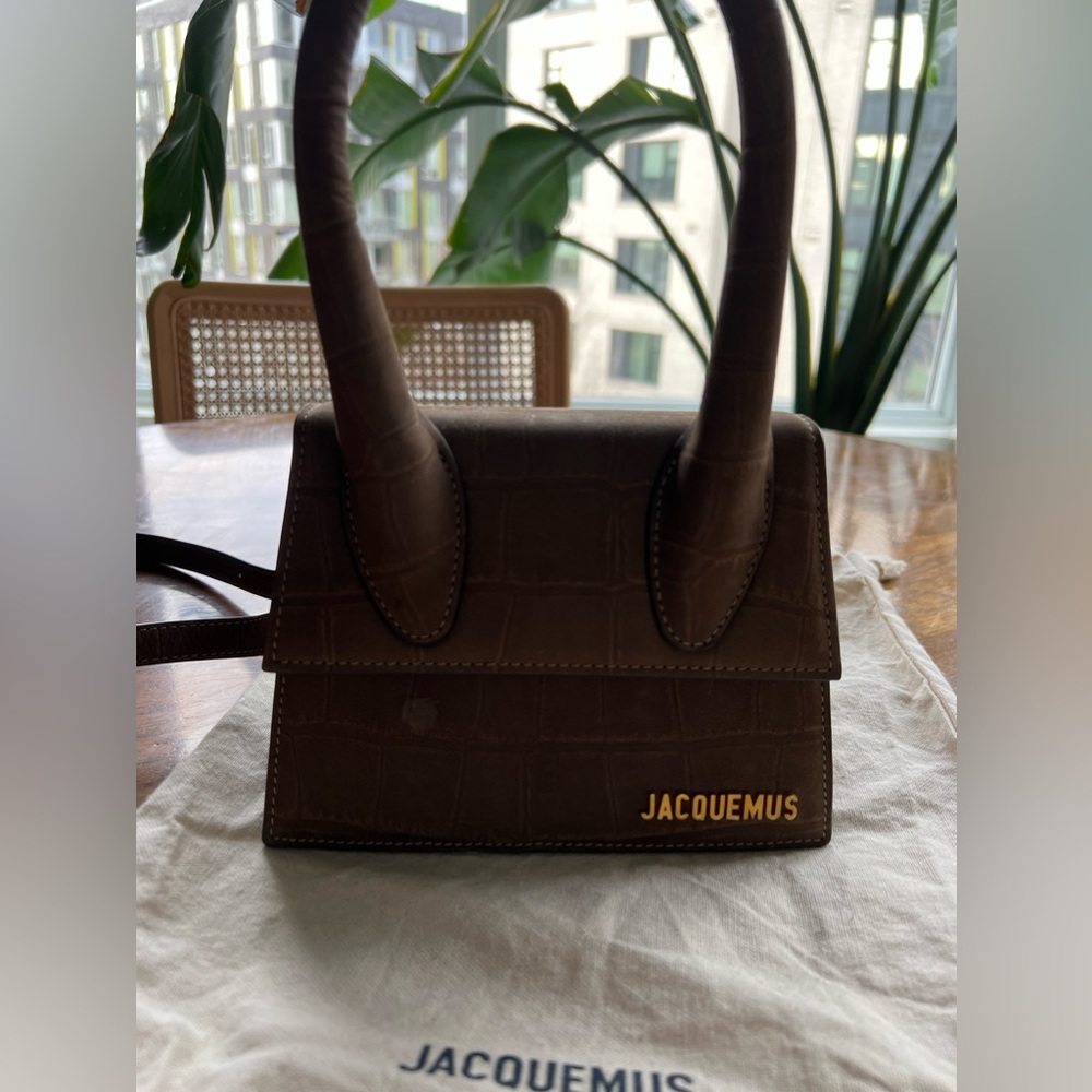 Authentic Jacquemus Le Chiquito Moyen - beige embossed
